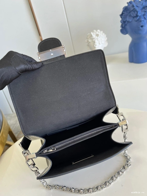 WIS MM DAUPHINE LOUIS VUITTON 1026